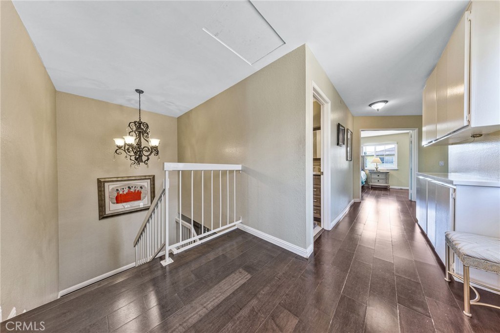 814 E Sandpoint Court