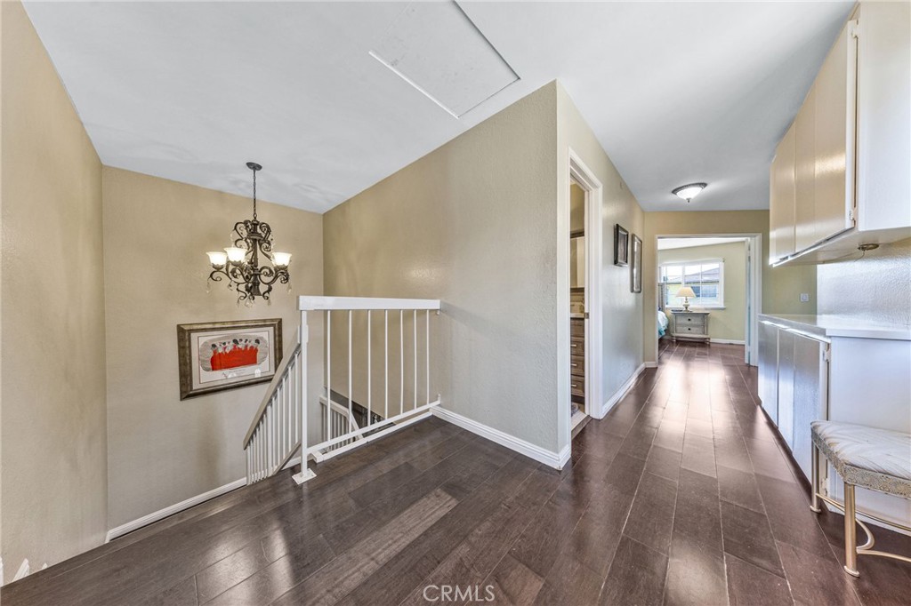 814 E Sandpoint Court