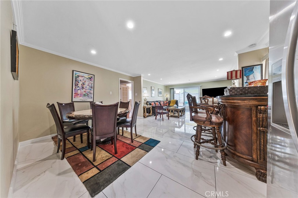 814 E Sandpoint Court