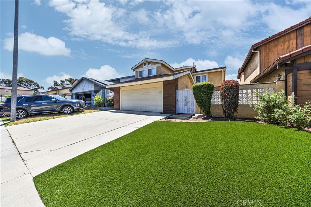 814 E Sandpoint Court
