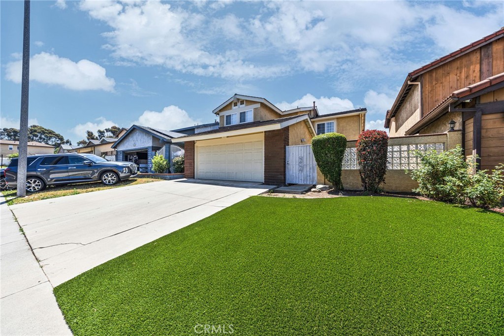 814 E Sandpoint Court