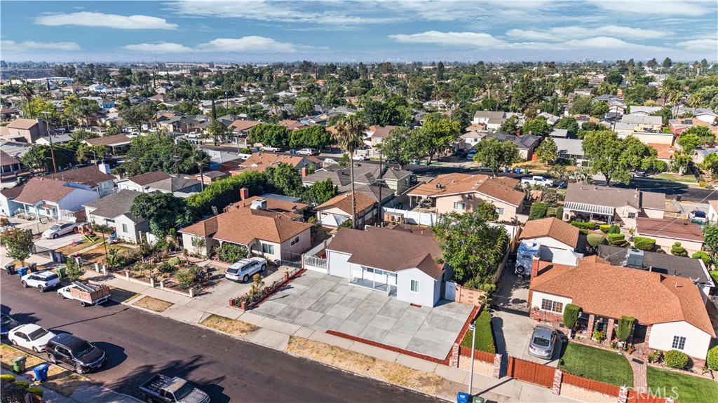 9971 Ilex Avenue