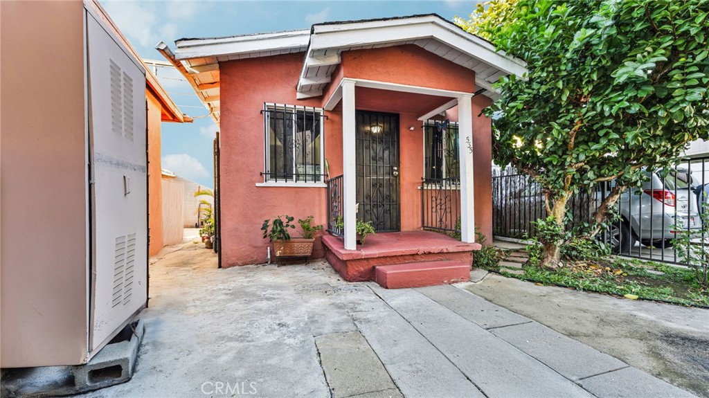 535 W Olive Street