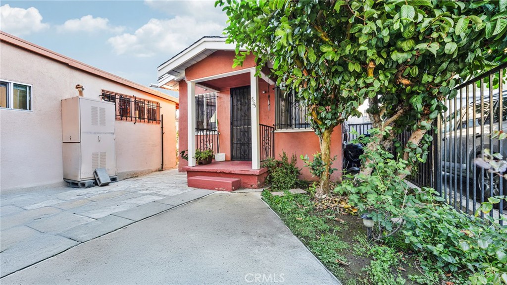 535 W Olive Street
