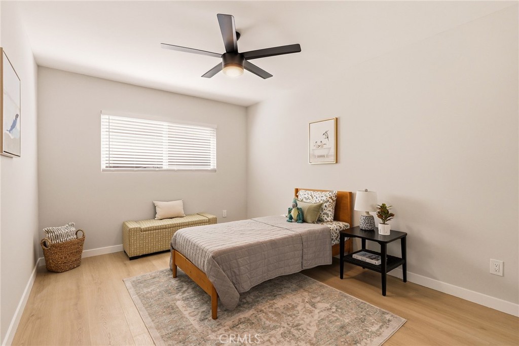 2134 W 237th
