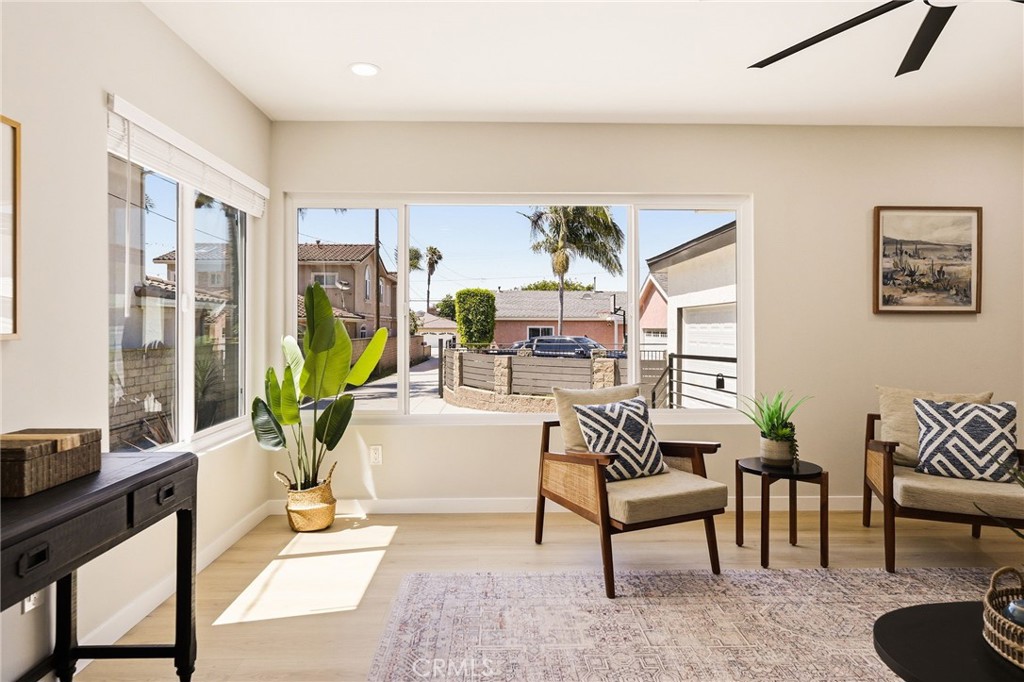 2134 W 237th