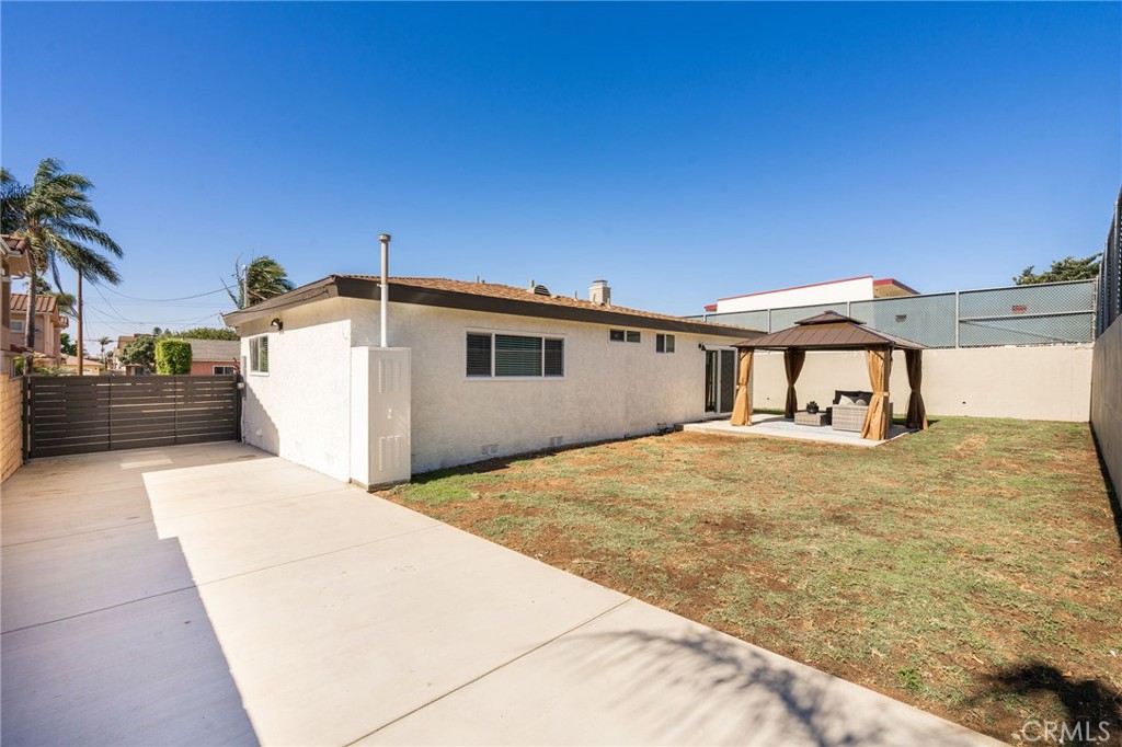 2134 W 237th