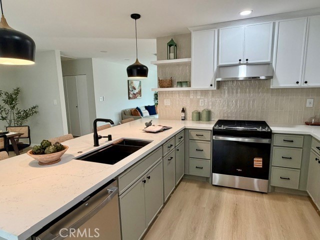 2134 W 237th