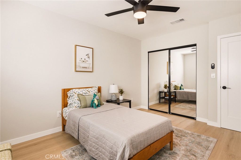2134 W 237th