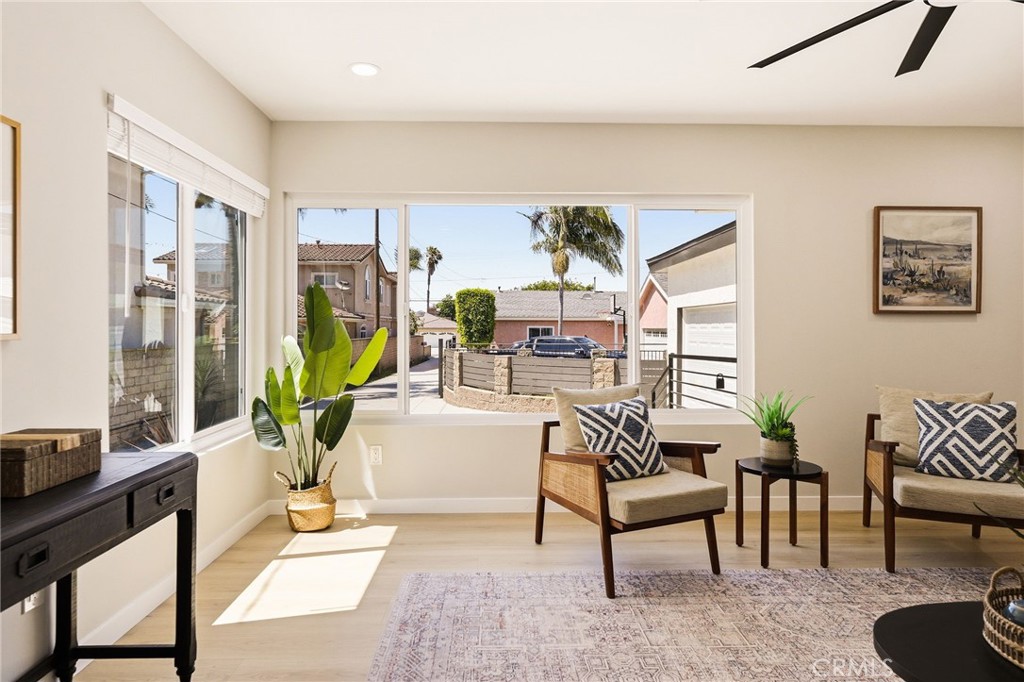 2134 W 237th