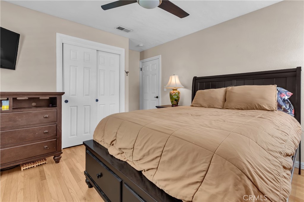 5944 Pennswood