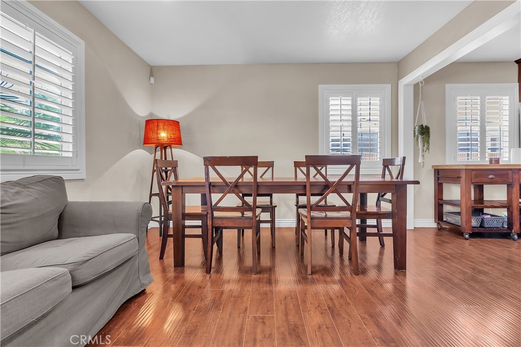 5944 Pennswood