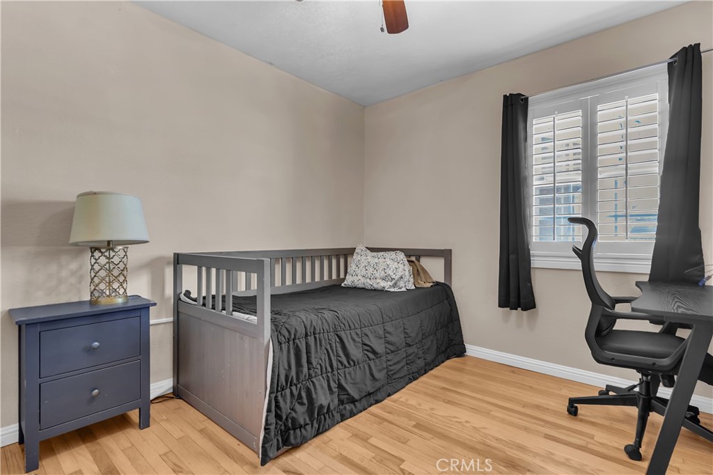 5944 Pennswood