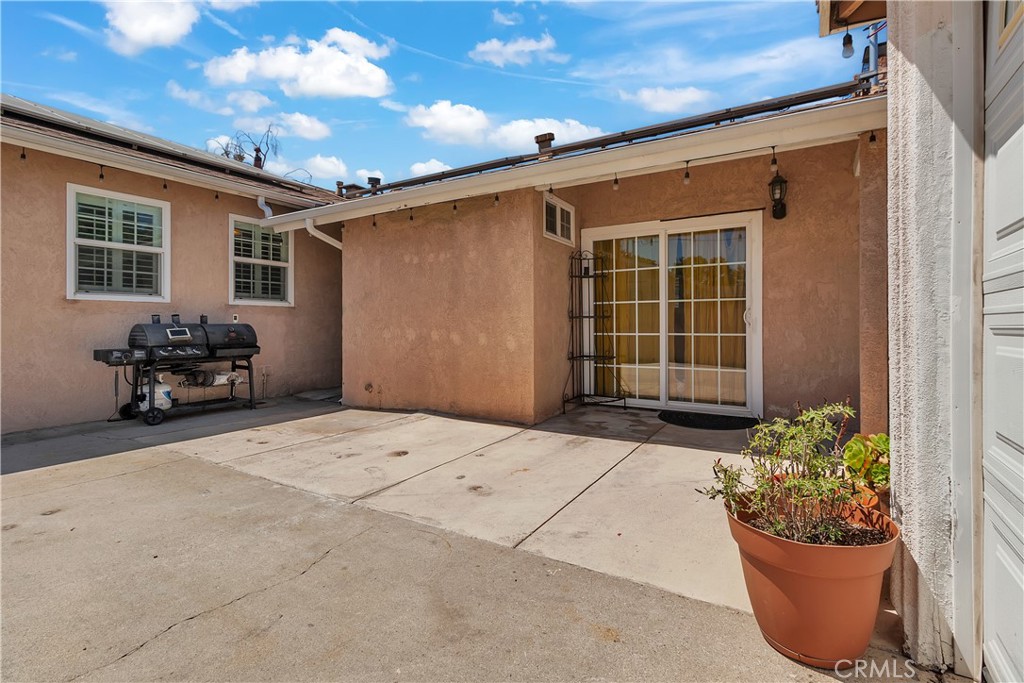 5944 Pennswood