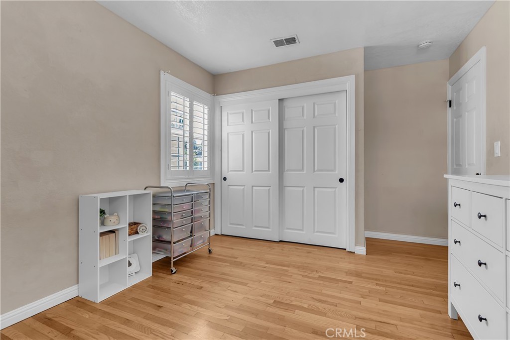 5944 Pennswood