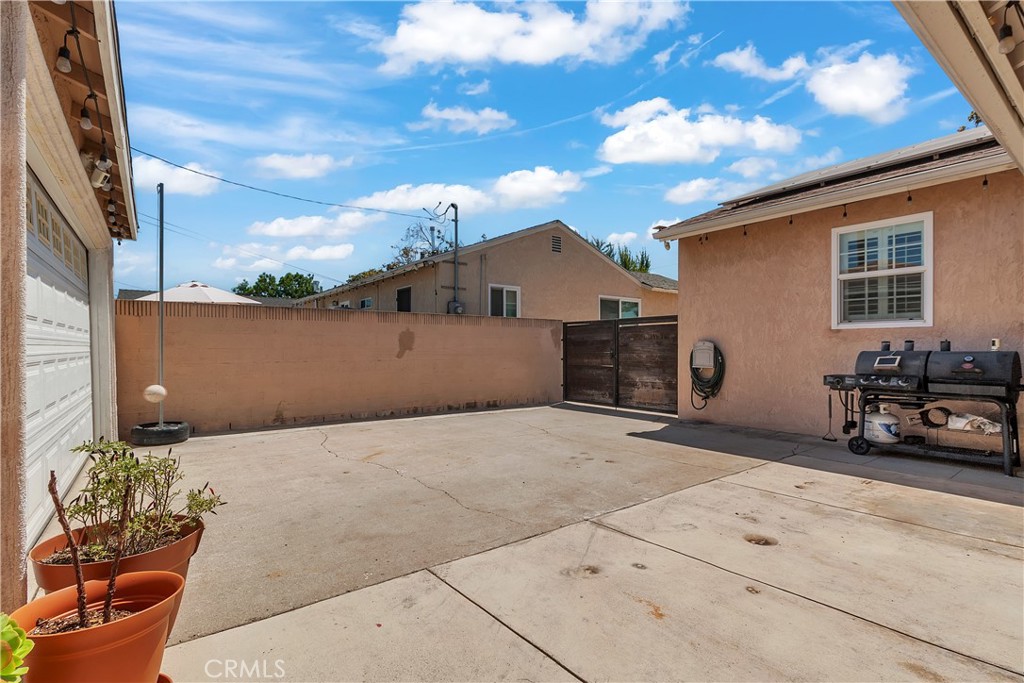 5944 Pennswood