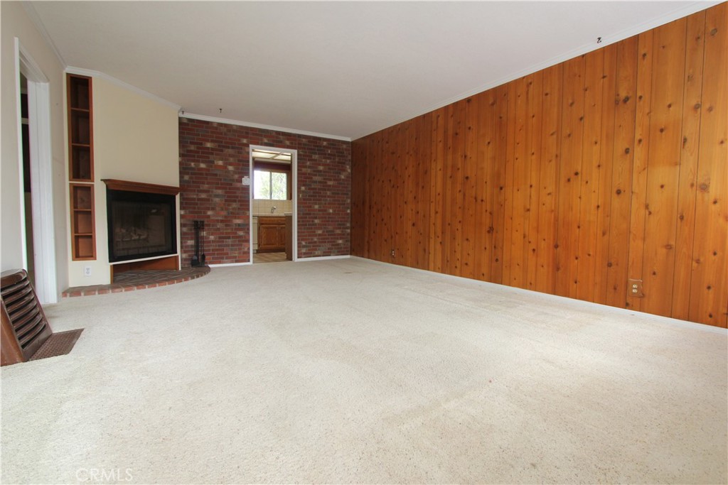 1729 Lake