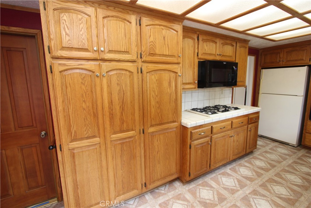 1729 Lake