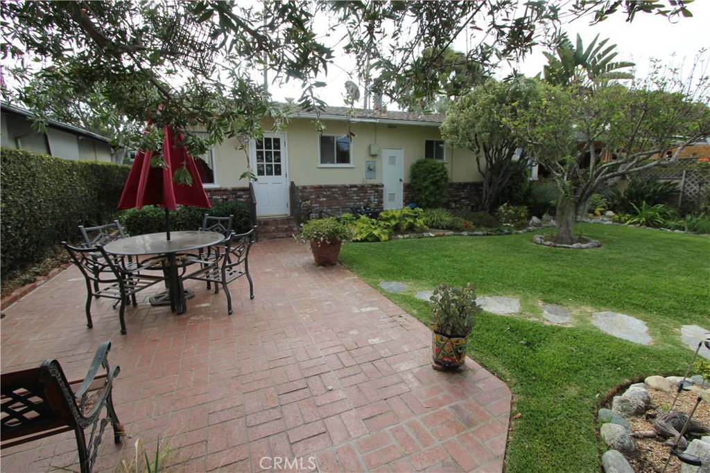 1729 Lake
