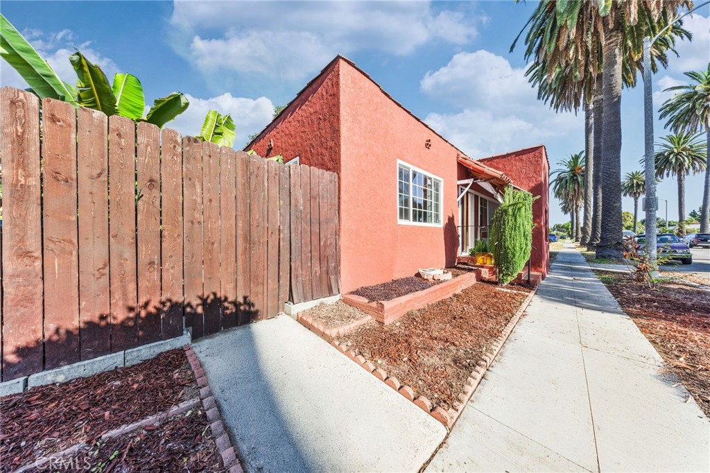 5815 Gaviota
