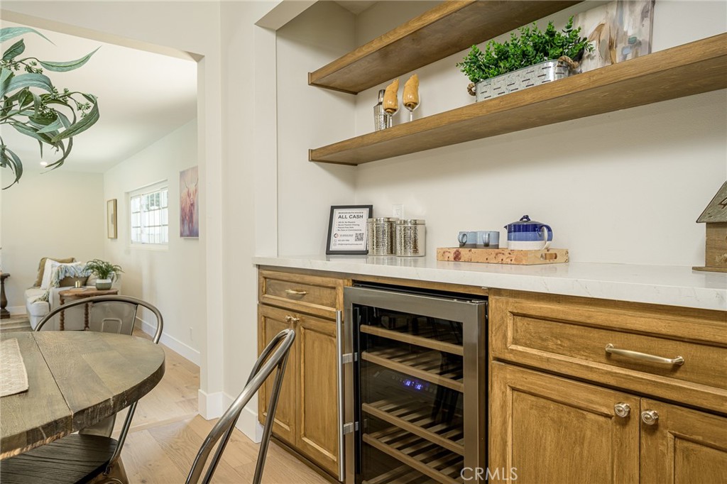 2362 W 234th
