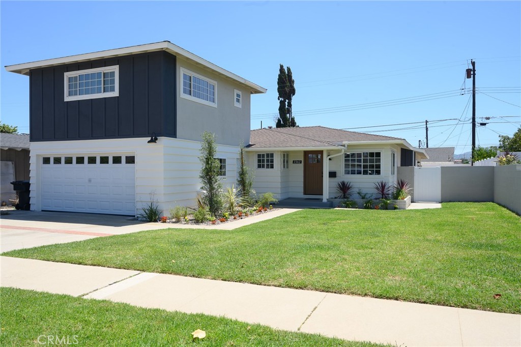 2362 W 234th
