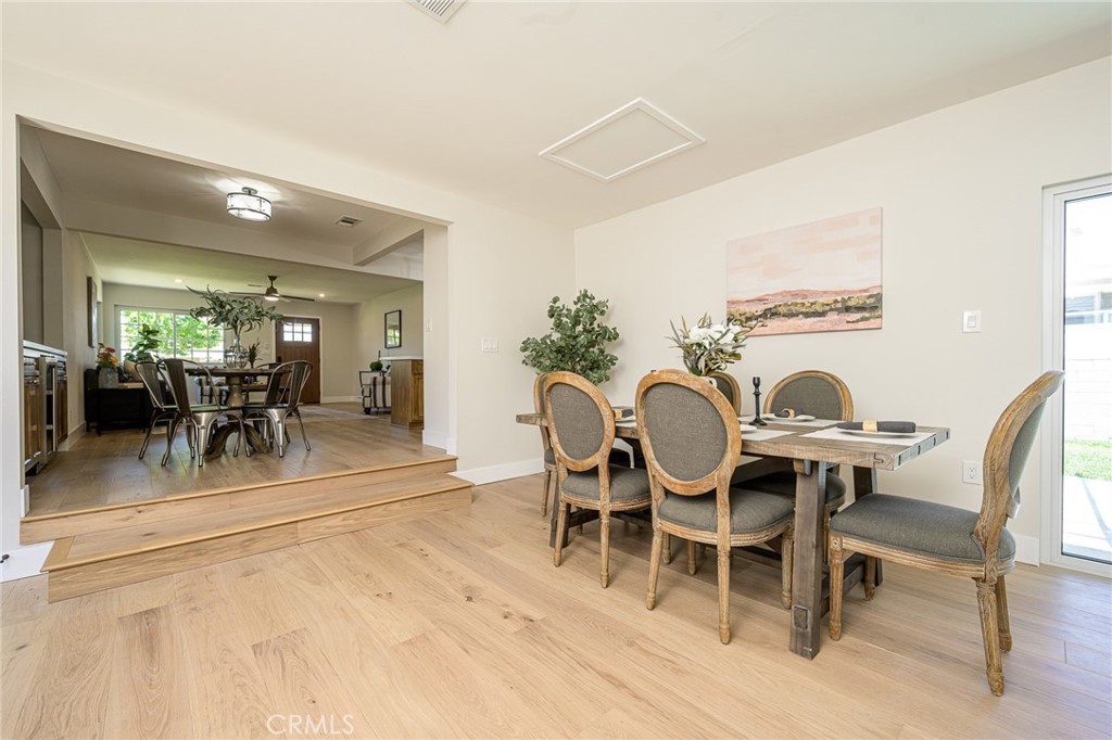 2362 W 234th