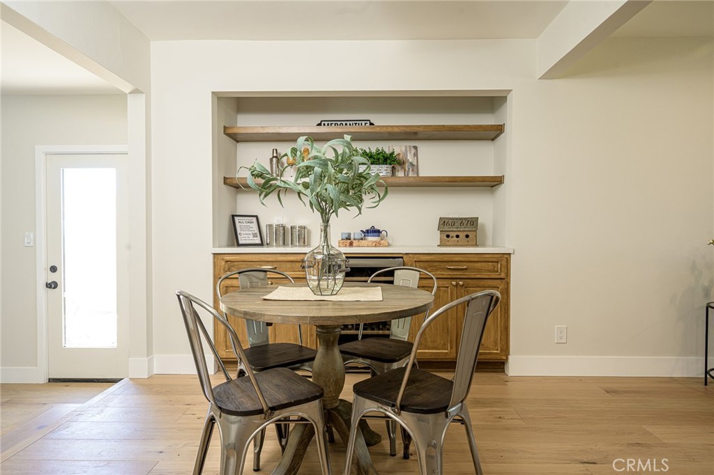 2362 W 234th