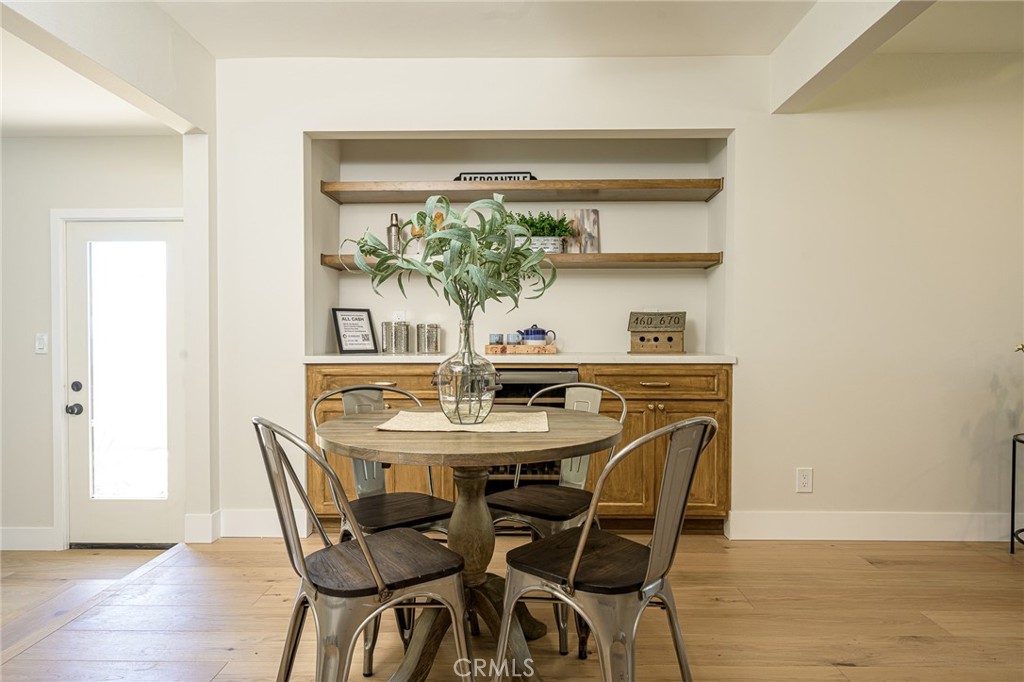 2362 W 234th