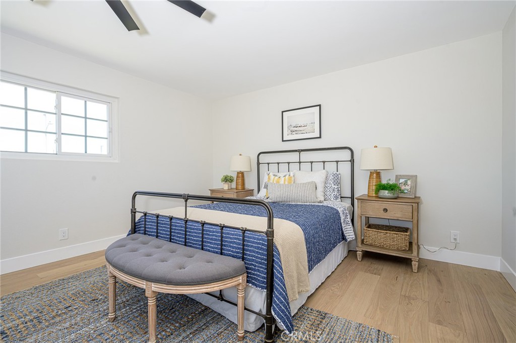 2362 W 234th