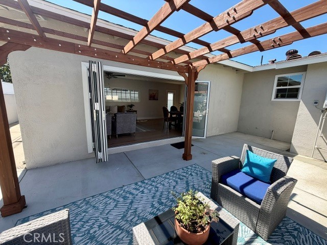2362 W 234th