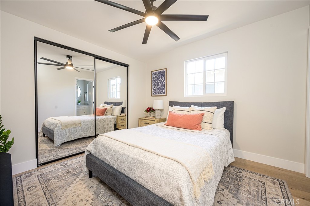 2362 W 234th