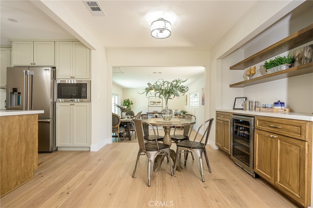 2362 W 234th
