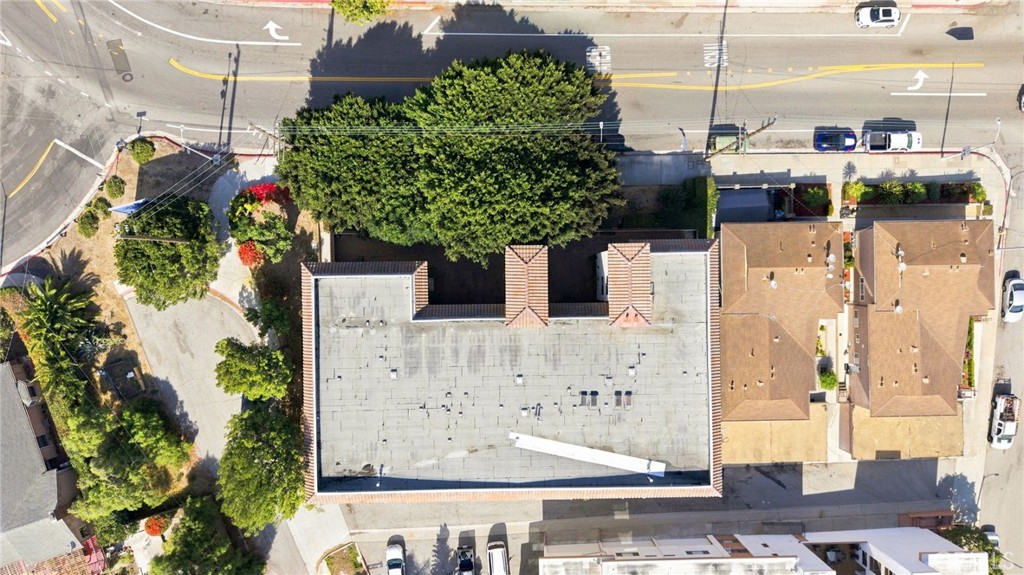 2424 S Gaffey
