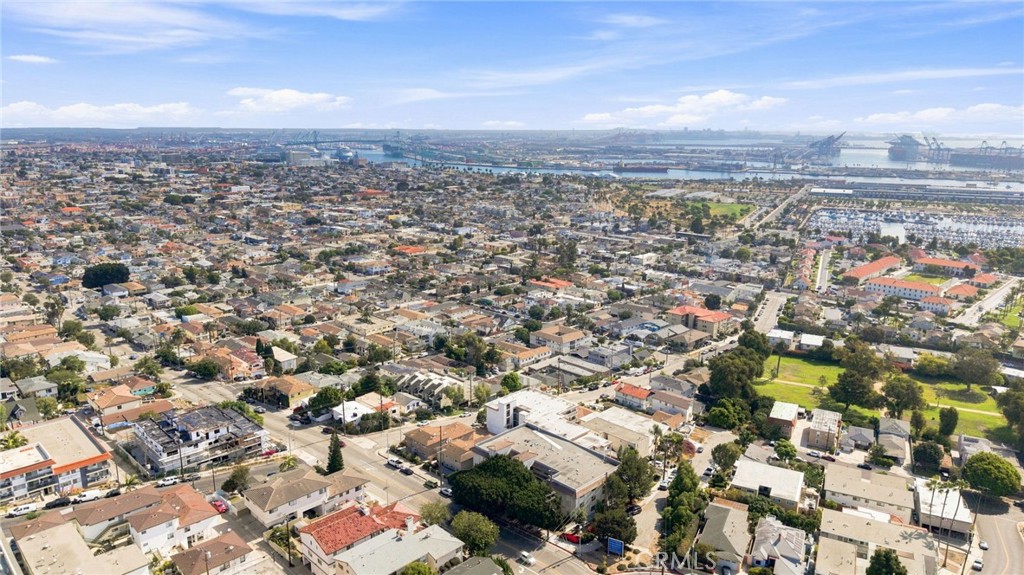 2424 S Gaffey