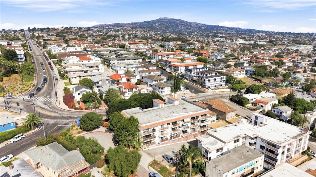 2424 S Gaffey