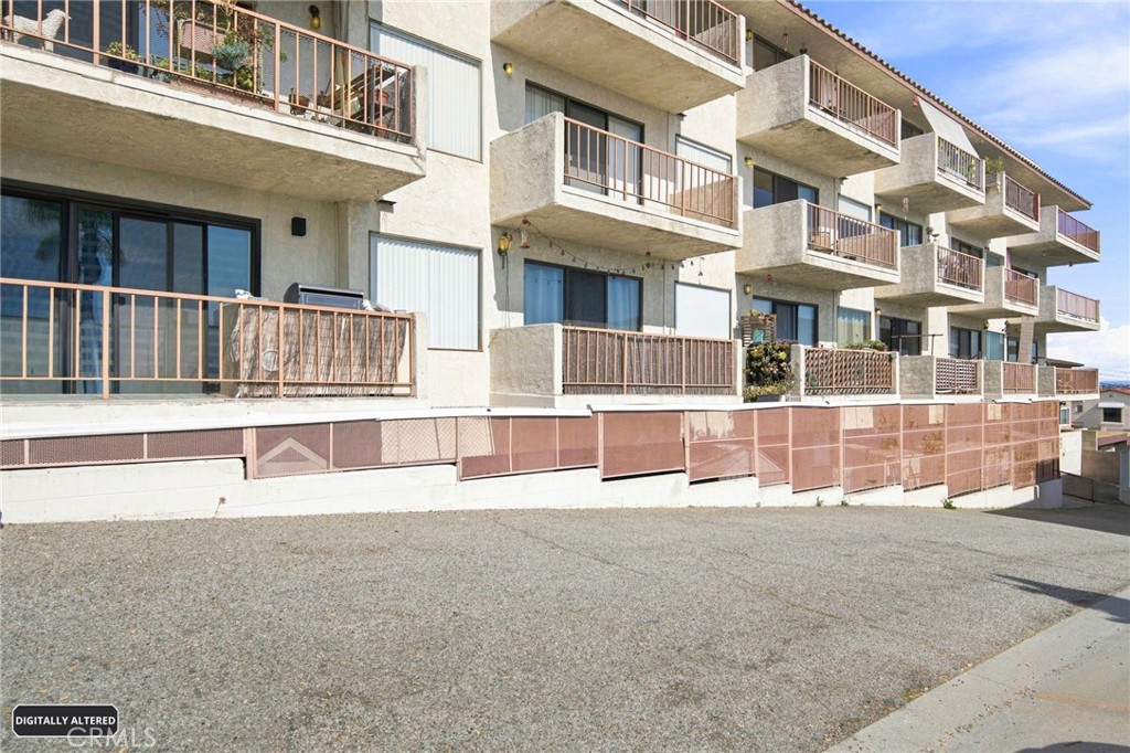 2424 S Gaffey