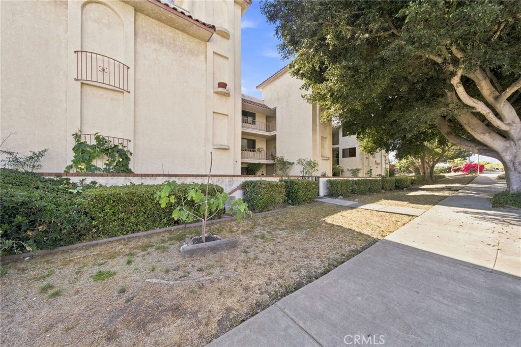 2424 S Gaffey