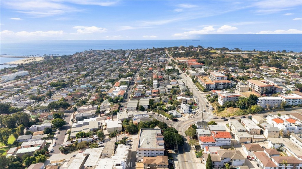 2424 S Gaffey