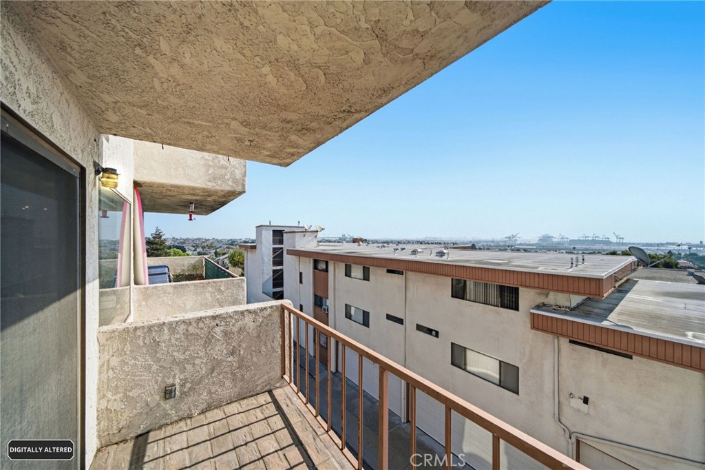 2424 S Gaffey