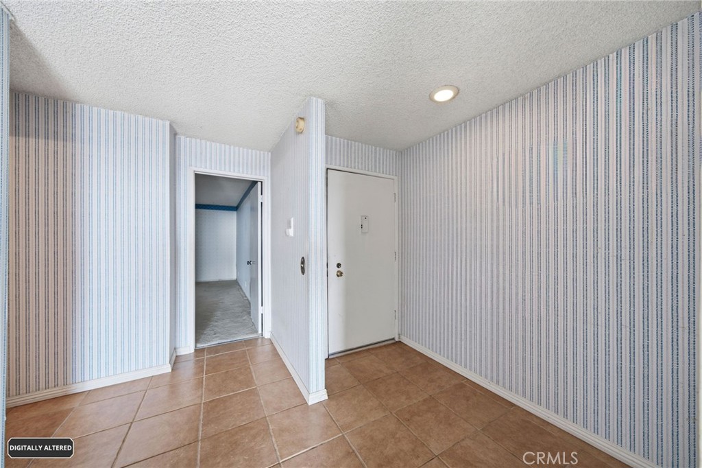 2424 S Gaffey