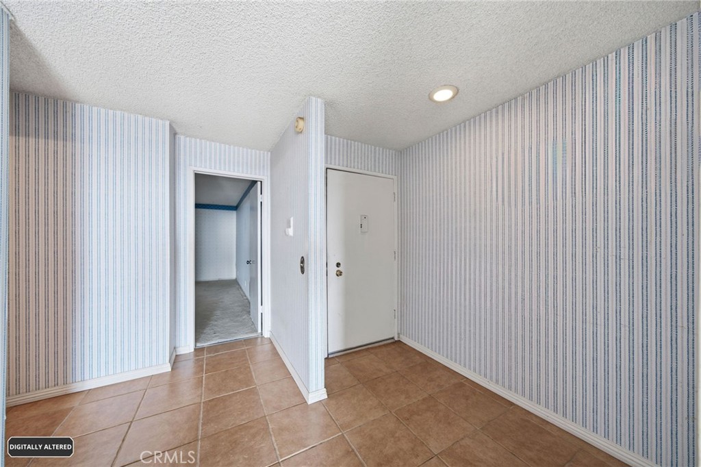 2424 S Gaffey