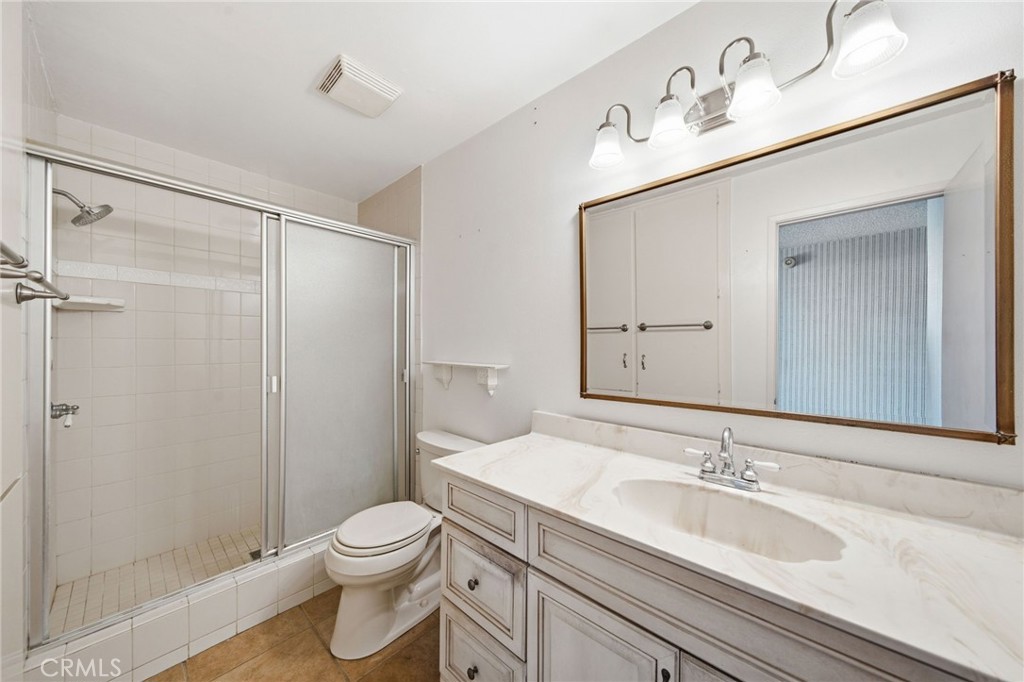 2424 S Gaffey