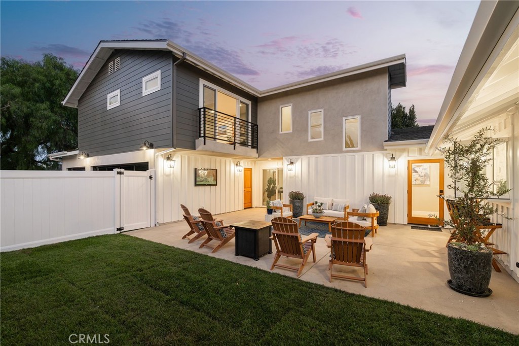 226 Santa Isabel