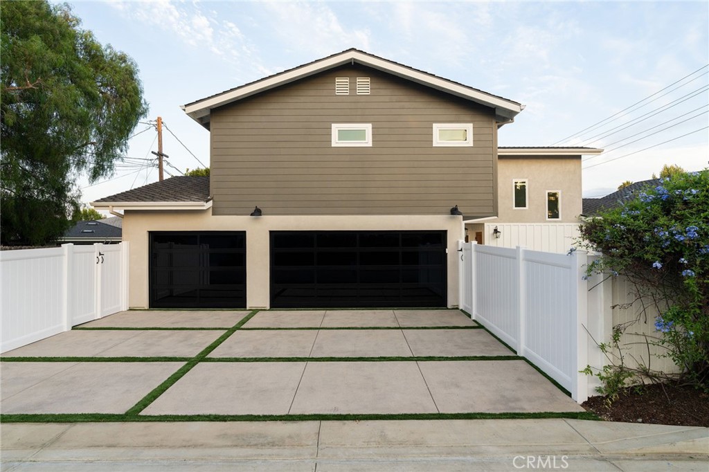 226 Santa Isabel