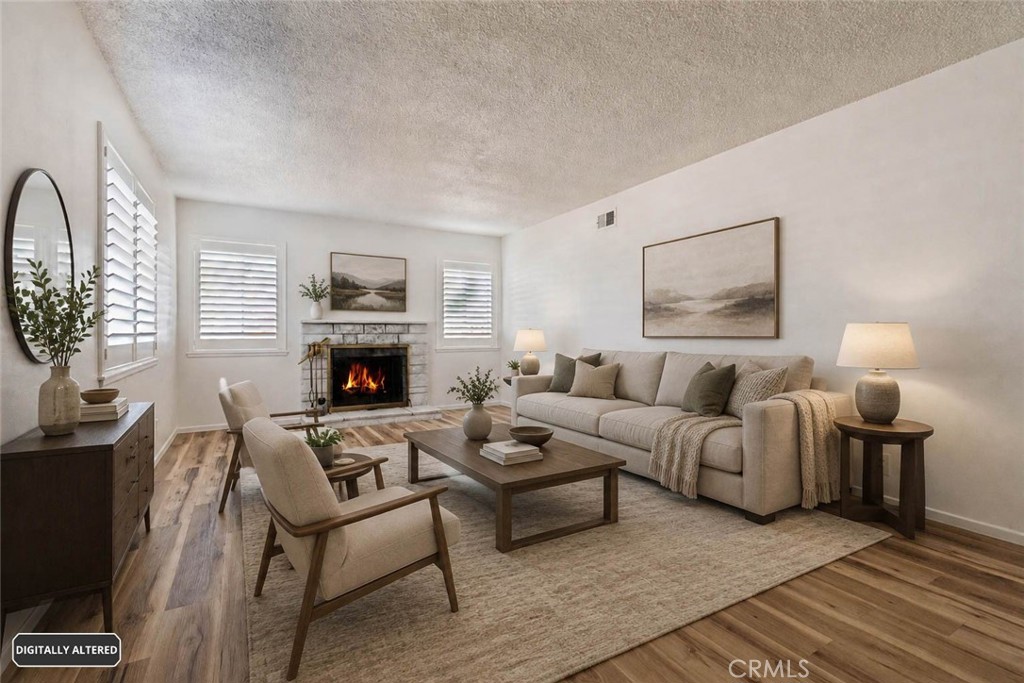 1333 E Monroe