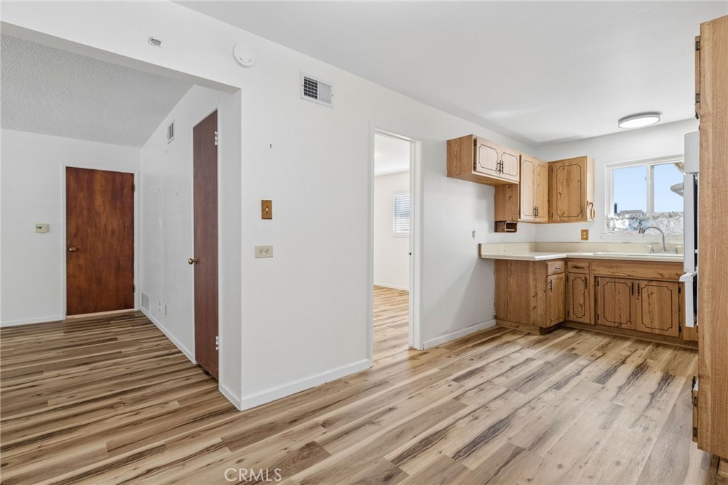 1333 E Monroe