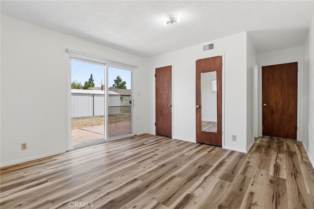 1333 E Monroe