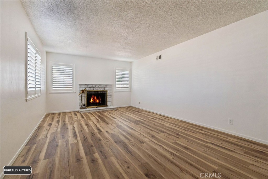 1333 E Monroe