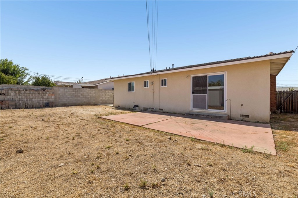 1333 E Monroe